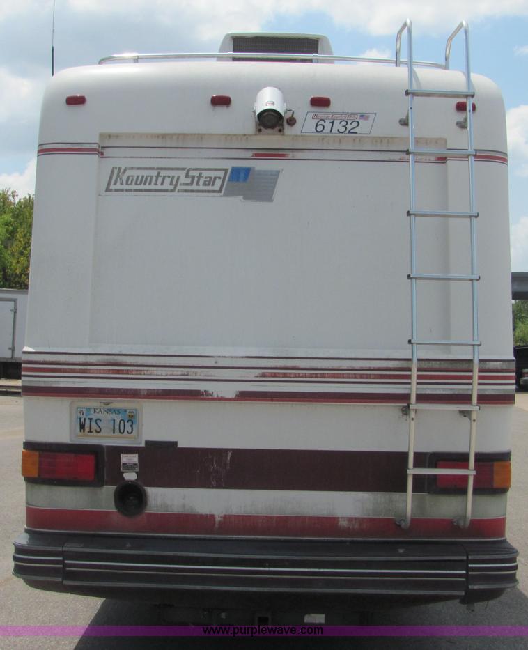 image for item 4807 1990 Chevrolet P30 37' Kounty Star motor home