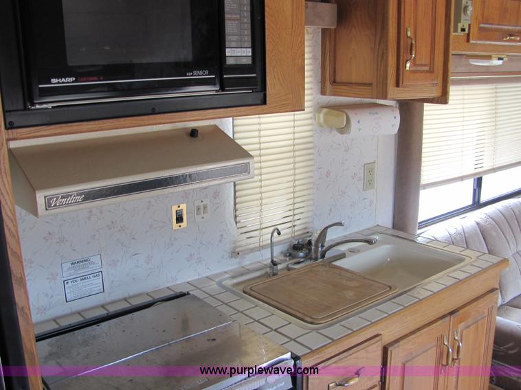 image for item 4807 1990 Chevrolet P30 37' Kounty Star motor home