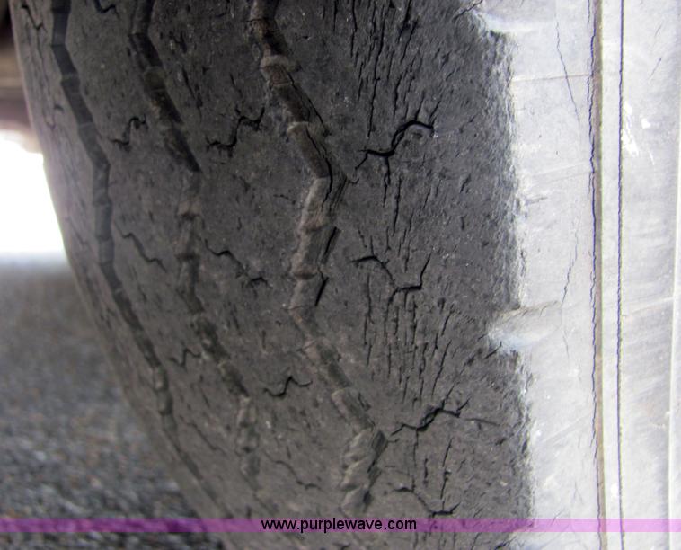 image for item 4807 1990 Chevrolet P30 37' Kounty Star motor home