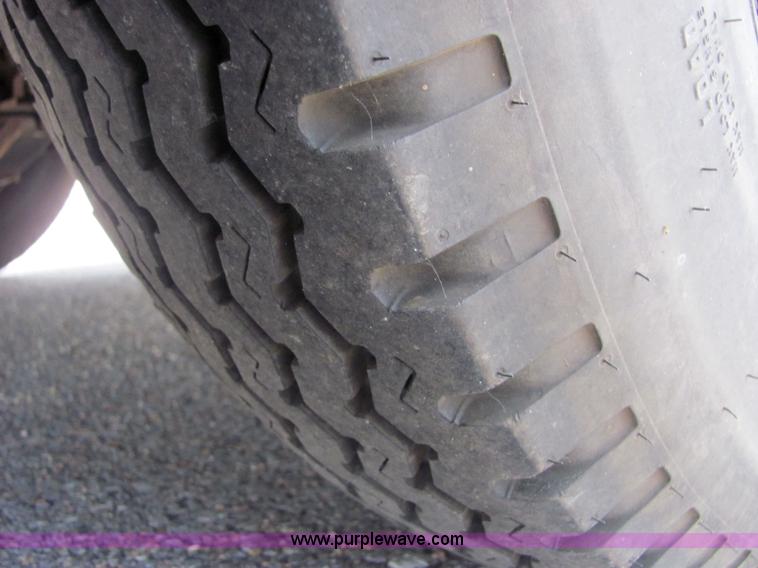 image for item 4807 1990 Chevrolet P30 37' Kounty Star motor home