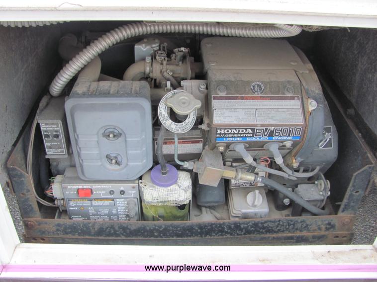 image for item 4807 1990 Chevrolet P30 37' Kounty Star motor home