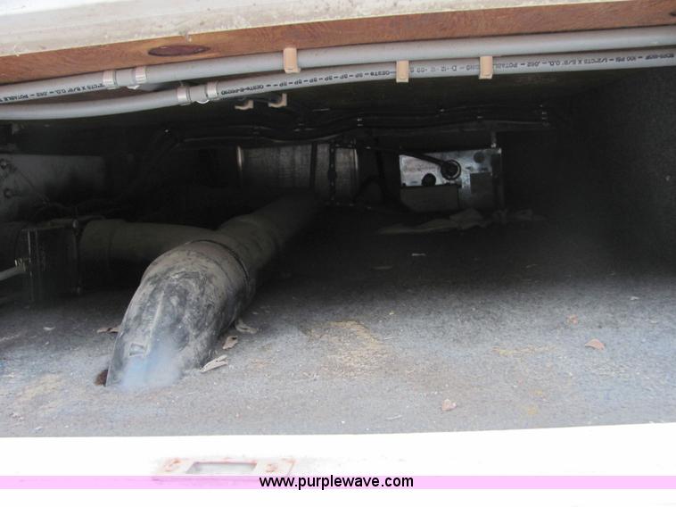 image for item 4807 1990 Chevrolet P30 37' Kounty Star motor home