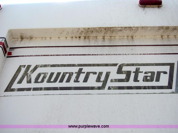 image for item 4807 1990 Chevrolet P30 37' Kounty Star motor home