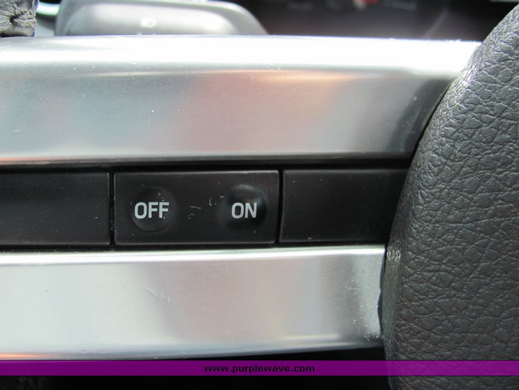 image for item 6018 2006 Ford Mustang