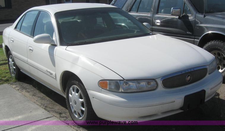 image for item 6146 2001 Buick Century Custom