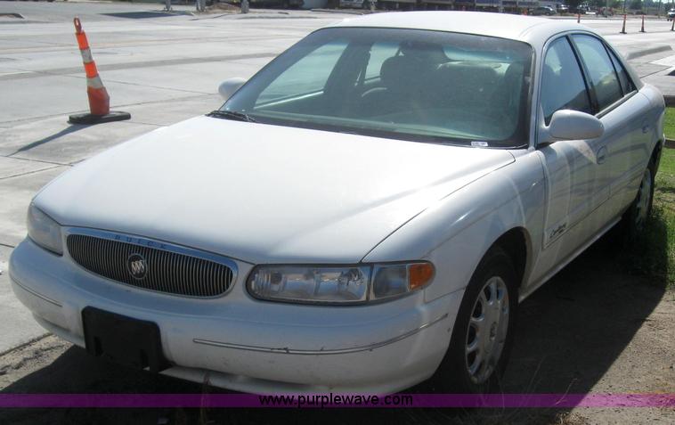 image for item 6146 2001 Buick Century Custom