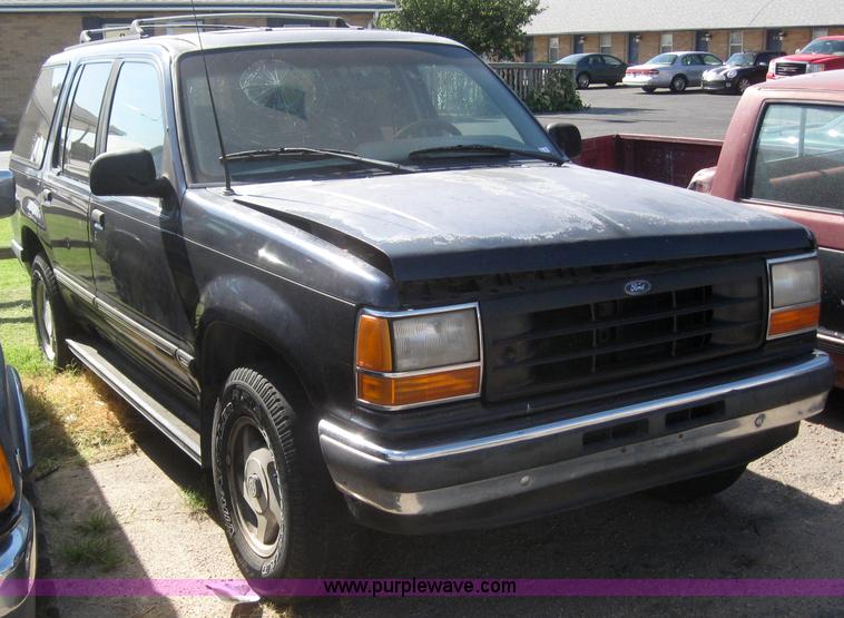 image for item 6147 1992 Ford Explorer