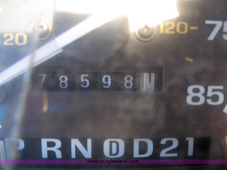 image for item 6147 1992 Ford Explorer