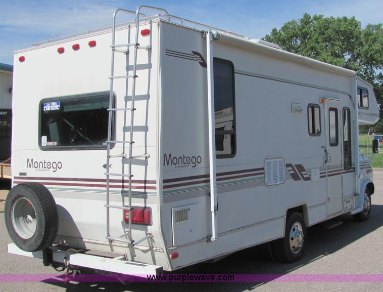 image for item 6188 1994 Chevrolet G30 Montego motor home