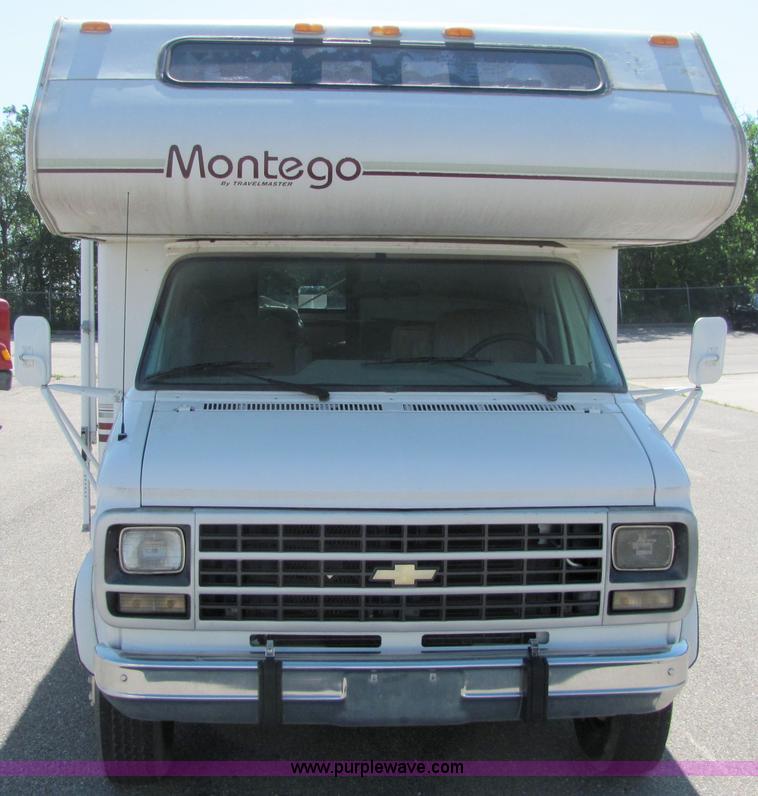 image for item 6188 1994 Chevrolet G30 Montego motor home