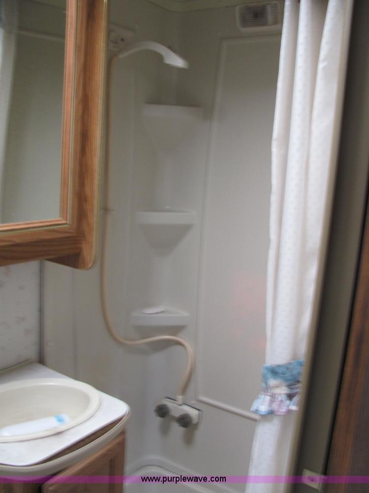 image for item 6188 1994 Chevrolet G30 Montego motor home