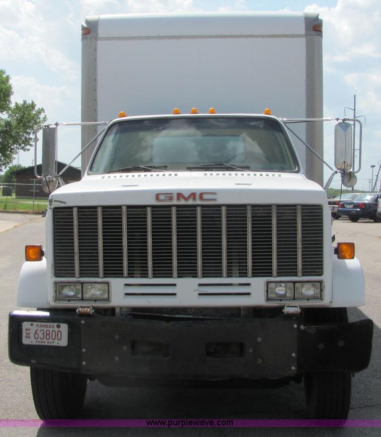 image for item 6680 1989 GMC 7000 Top Kick box truck