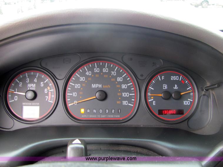 image for item 6733 2004 Pontiac Montana