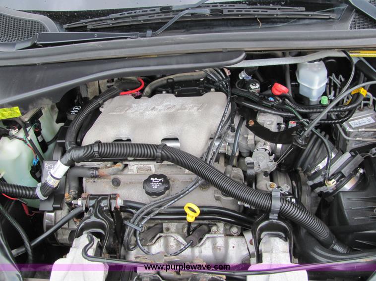 image for item 6733 2004 Pontiac Montana