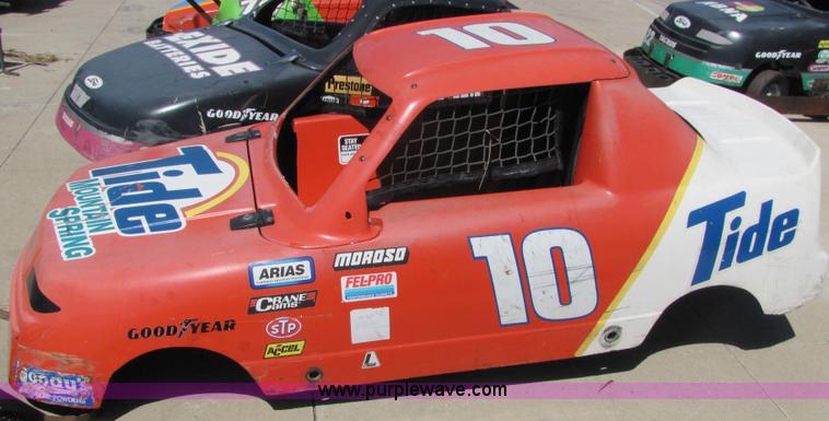 image for item 6772 (8) go-kart bodies