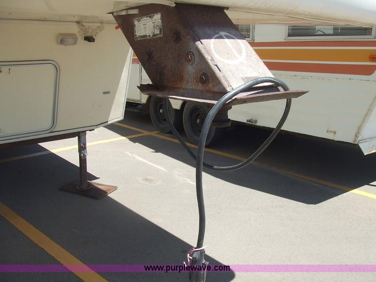 image for item 7118 1992 Carriage Carrie Lite fifth wheel camper