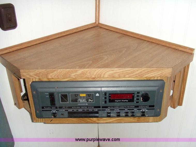 image for item 7118 1992 Carriage Carrie Lite fifth wheel camper