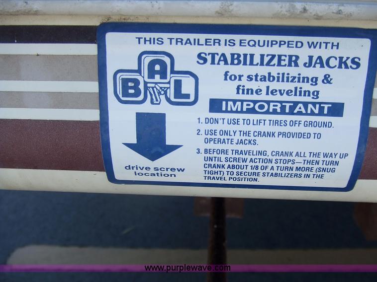 image for item 7118 1992 Carriage Carrie Lite fifth wheel camper