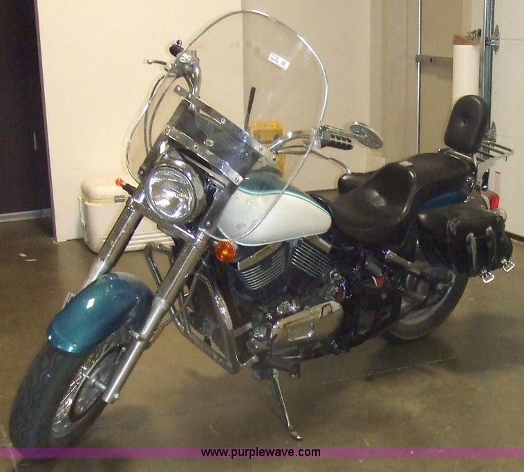 image for item 7119 2005 Kawasaki Vulcan 800 motorcycle