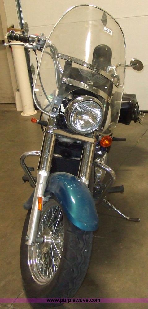 image for item 7119 2005 Kawasaki Vulcan 800 motorcycle