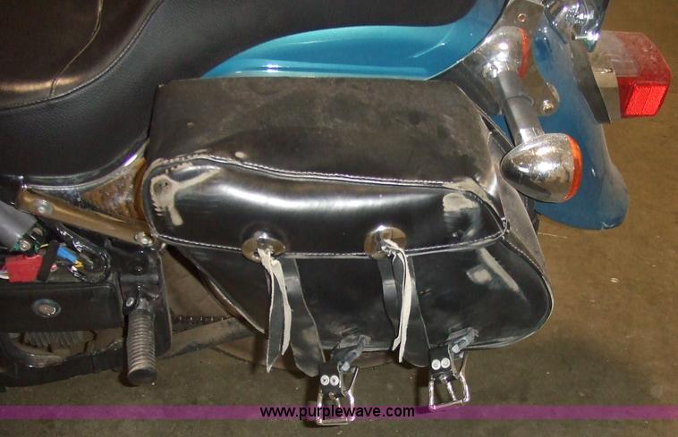 image for item 7119 2005 Kawasaki Vulcan 800 motorcycle