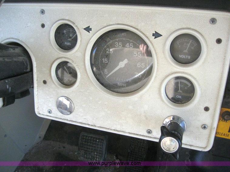 image for item 7715 1992 Ford B700 35 passenger bus