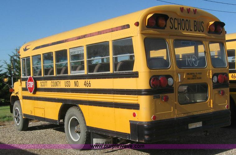 image for item 7716 1990 Chevrolet B6P042 35 passenger school bus