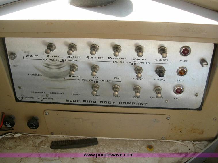 image for item 7716 1990 Chevrolet B6P042 35 passenger school bus