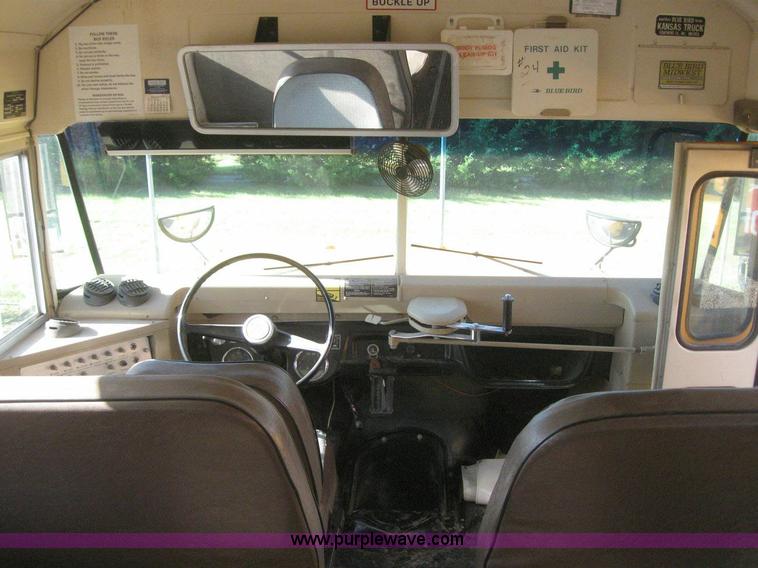 image for item 7716 1990 Chevrolet B6P042 35 passenger school bus