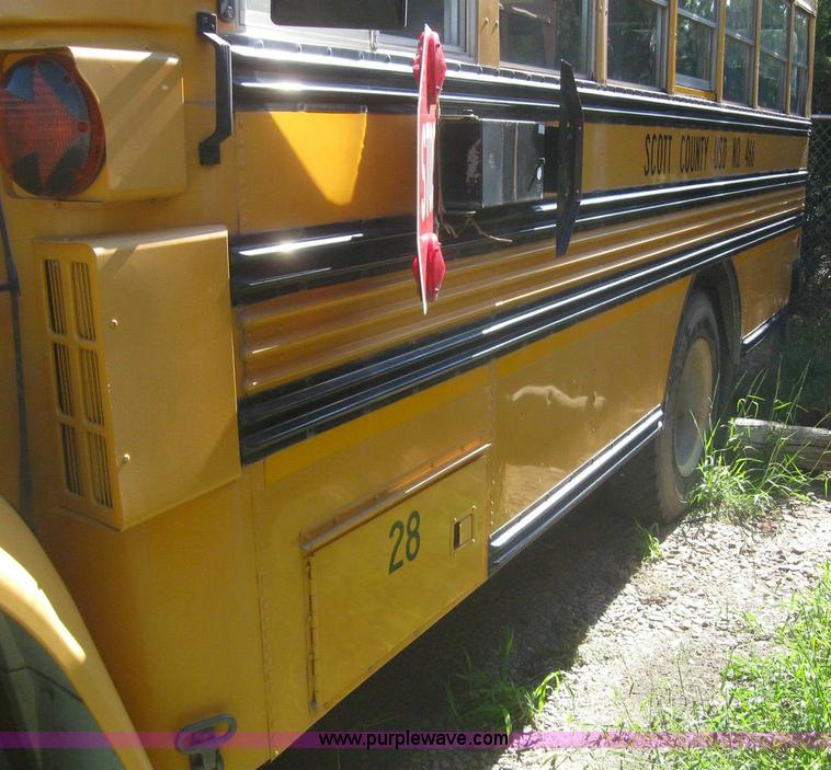 image for item 7720 1995 Ford B800 35 passenger school bus