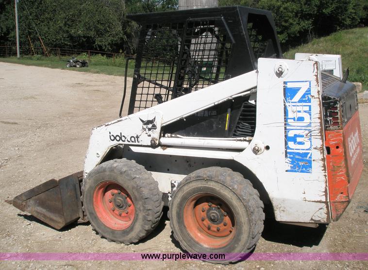 image for item 1001 1993 Bobcat 753 skid steer
