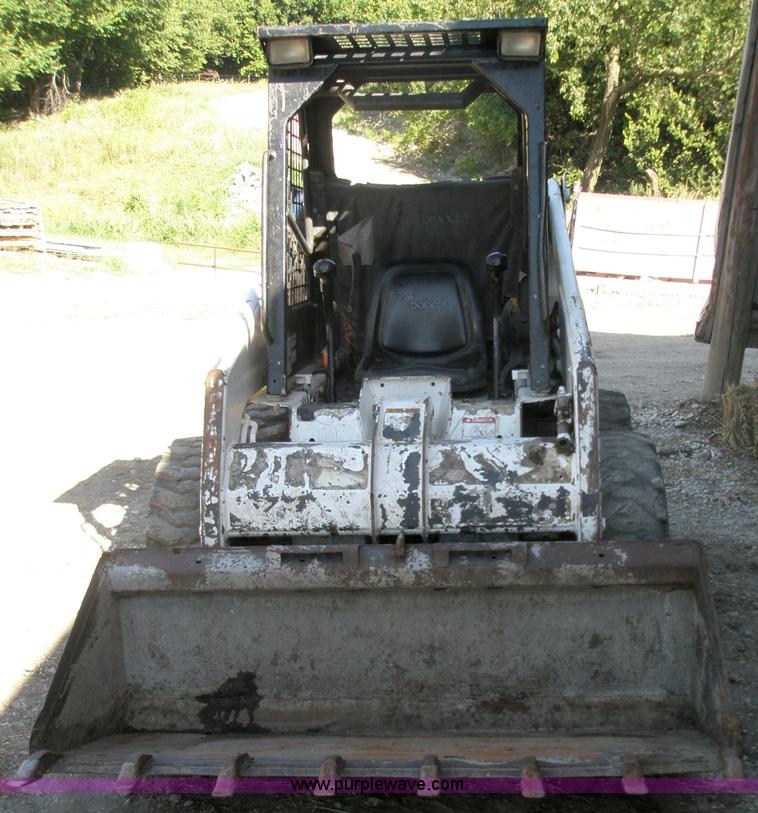 image for item 1001 1993 Bobcat 753 skid steer