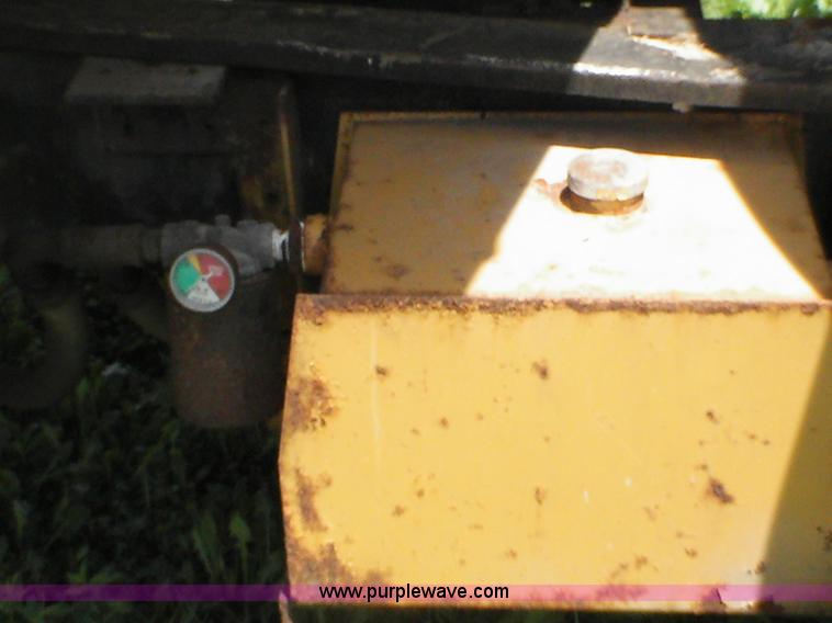 image for item 1003 1973 GMC 6000 truck