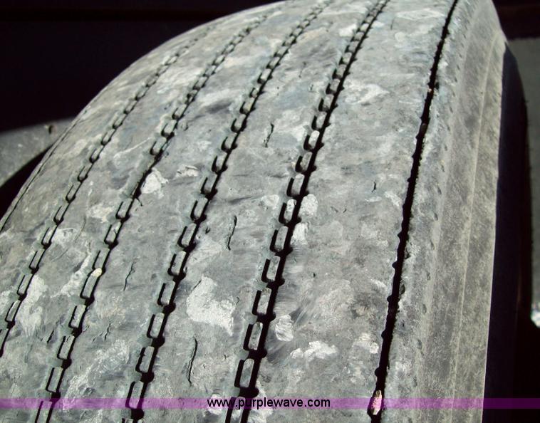 image for item 1007 1989 Peterbilt Conventional 377 dump truck