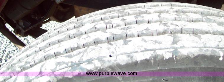 image for item 1007 1989 Peterbilt Conventional 377 dump truck