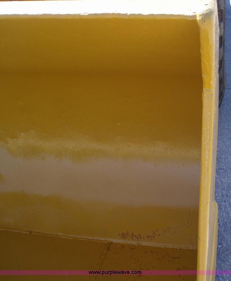 image for item 1750 1982 Caterpillar 966D wheel loader