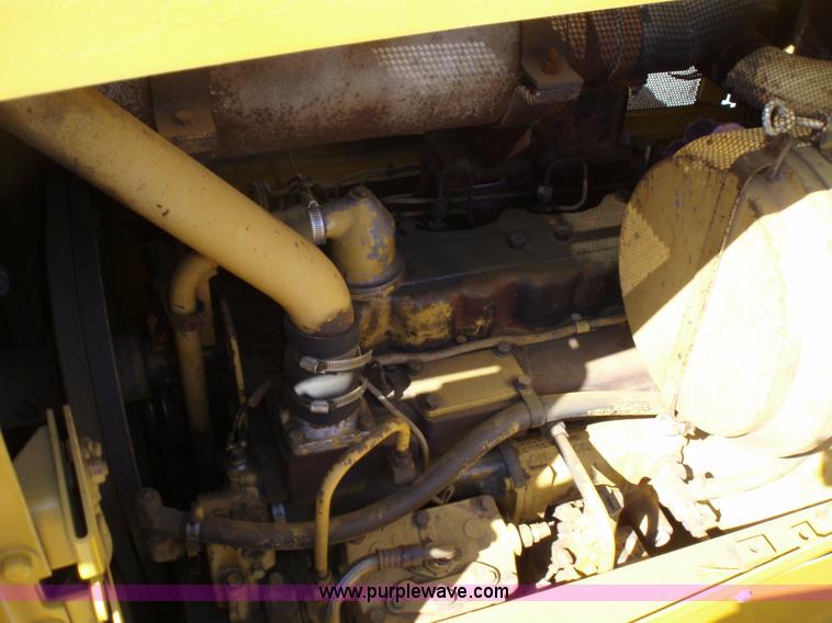 image for item 1750 1982 Caterpillar 966D wheel loader