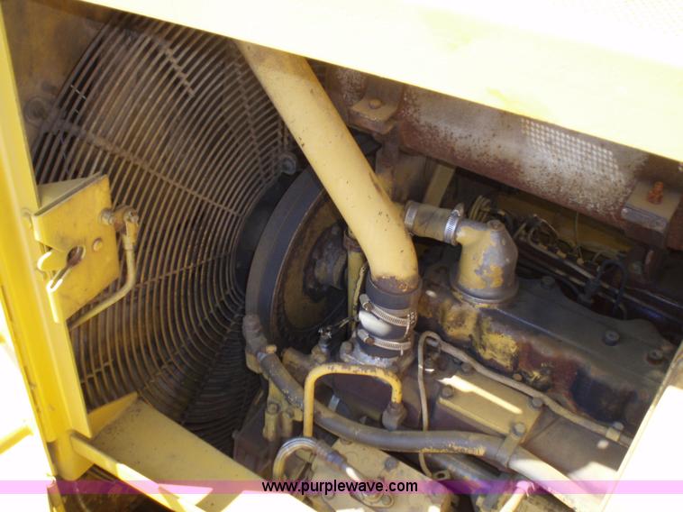 image for item 1750 1982 Caterpillar 966D wheel loader