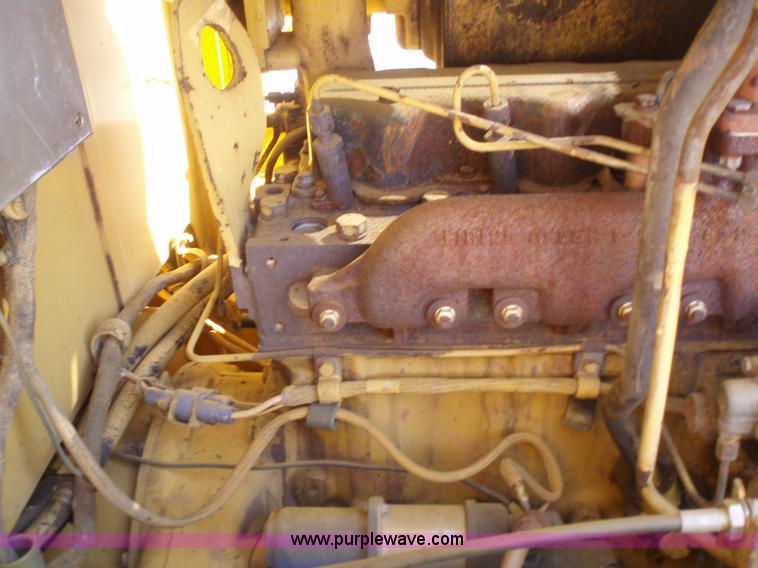 image for item 1750 1982 Caterpillar 966D wheel loader