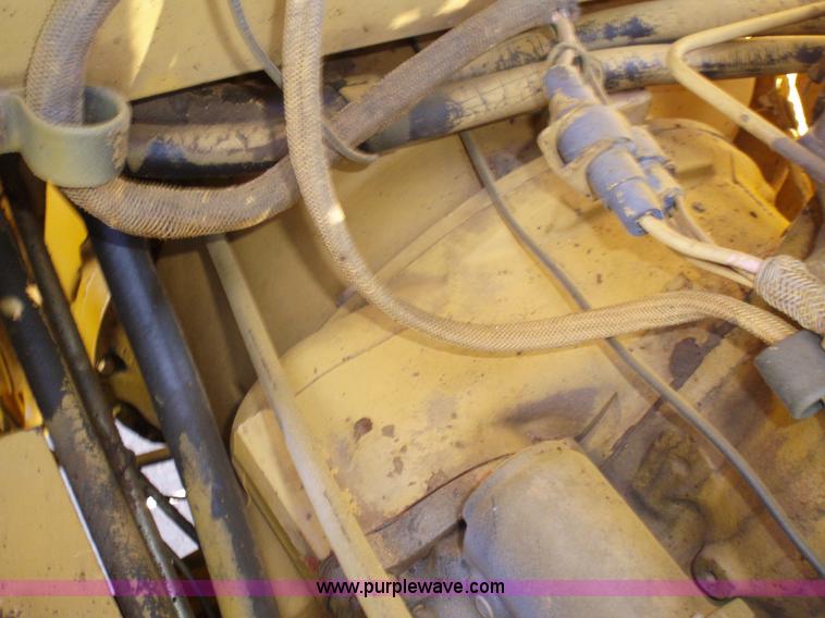 image for item 1750 1982 Caterpillar 966D wheel loader