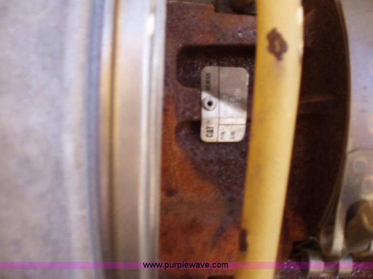 image for item 1750 1982 Caterpillar 966D wheel loader