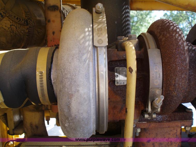 image for item 1750 1982 Caterpillar 966D wheel loader