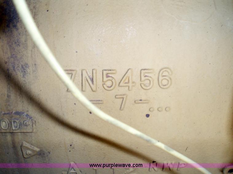 image for item 1750 1982 Caterpillar 966D wheel loader