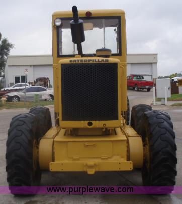 image for item 1751 1969 Caterpillar 120 motor grader