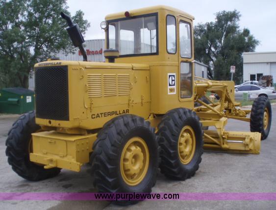 image for item 1751 1969 Caterpillar 120 motor grader