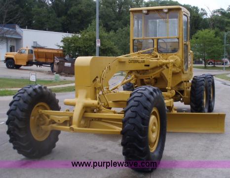 image for item 1751 1969 Caterpillar 120 motor grader