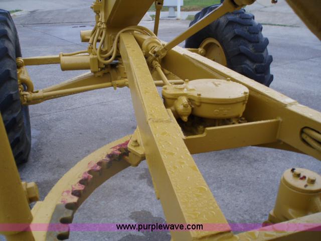 image for item 1751 1969 Caterpillar 120 motor grader
