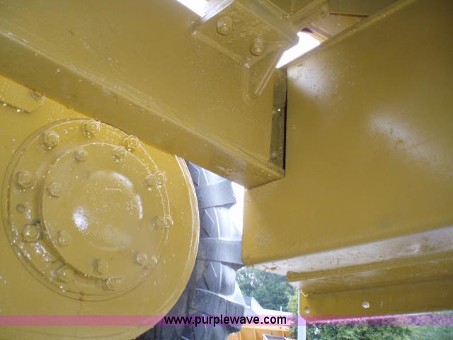 image for item 1751 1969 Caterpillar 120 motor grader