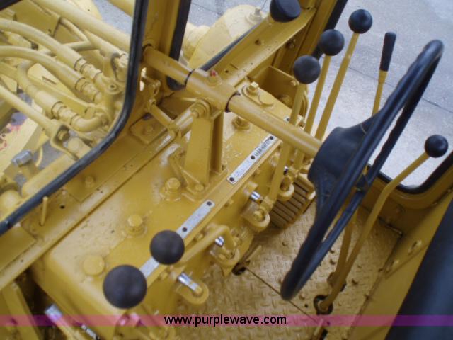 image for item 1751 1969 Caterpillar 120 motor grader