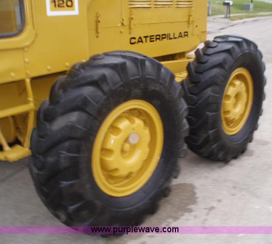 image for item 1751 1969 Caterpillar 120 motor grader